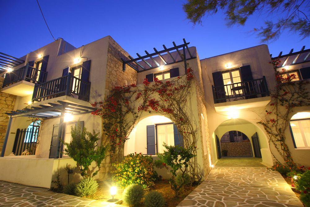 Paros Inn Logaras Exterior photo
