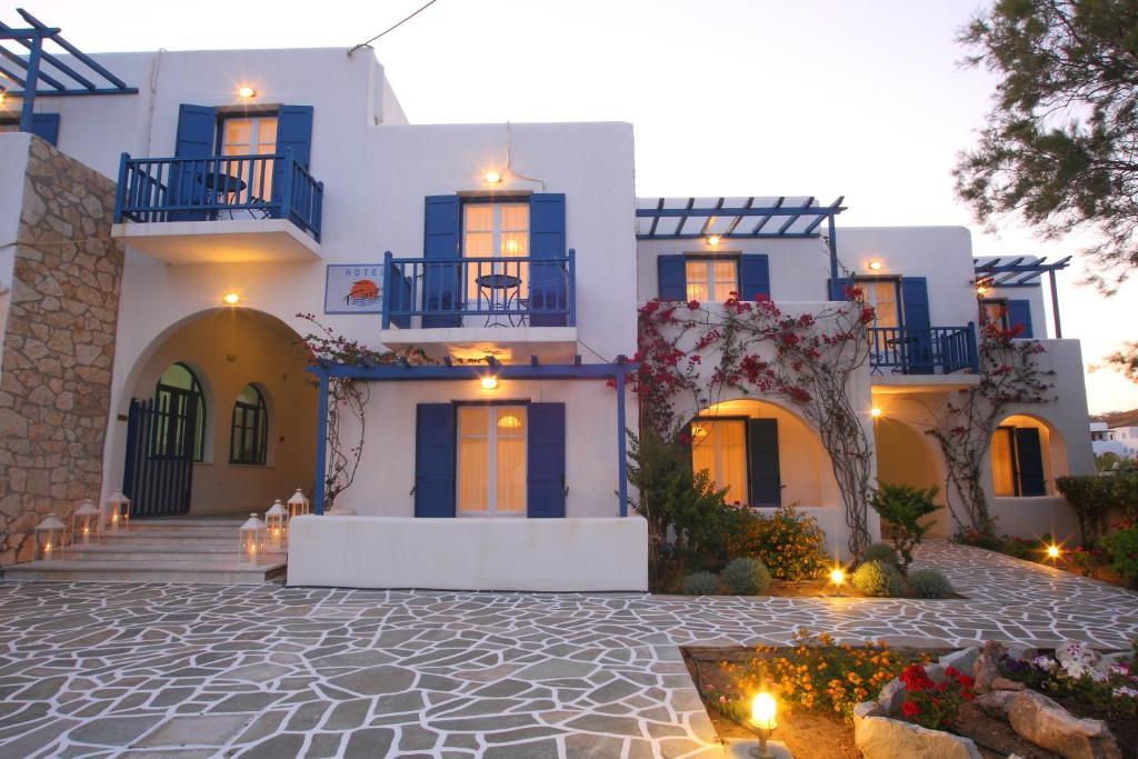 Paros Inn Logaras Exterior photo